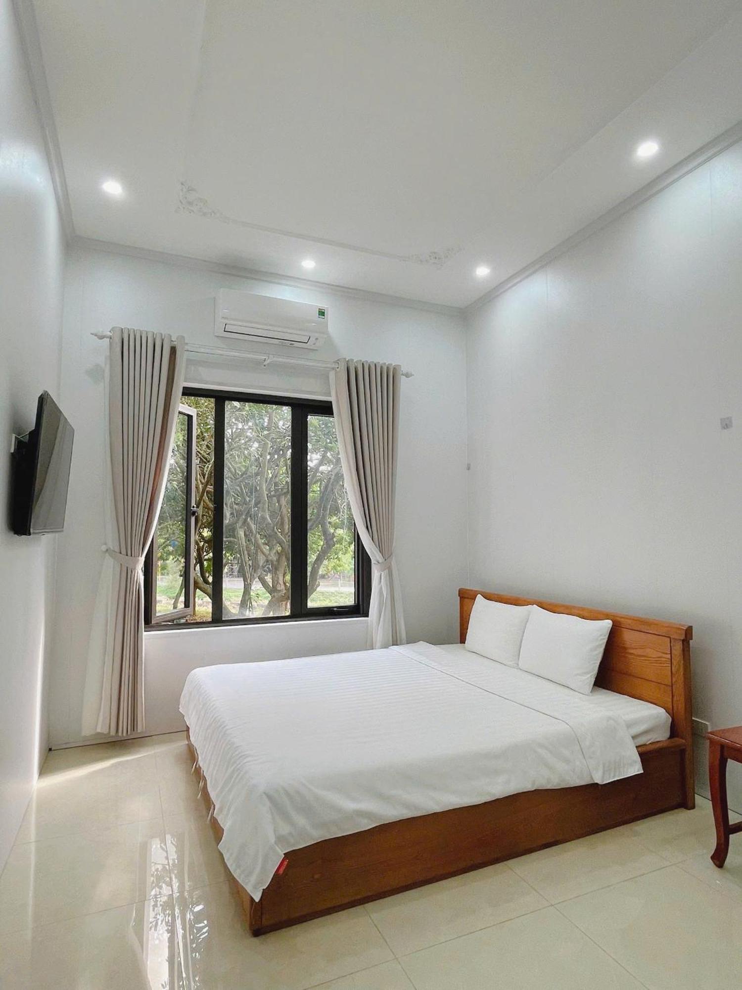 Khu Du Lich Sinh Thai Nui Ngam Nam Dinh Exterior photo